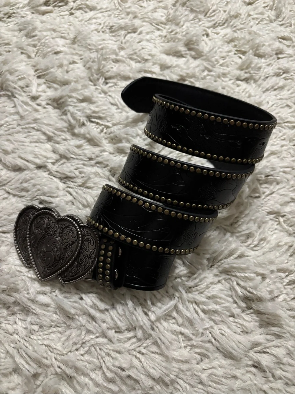 Men’s Vintage Black Leather Studded Embossed Belt with Heart Buckle Size L/XL